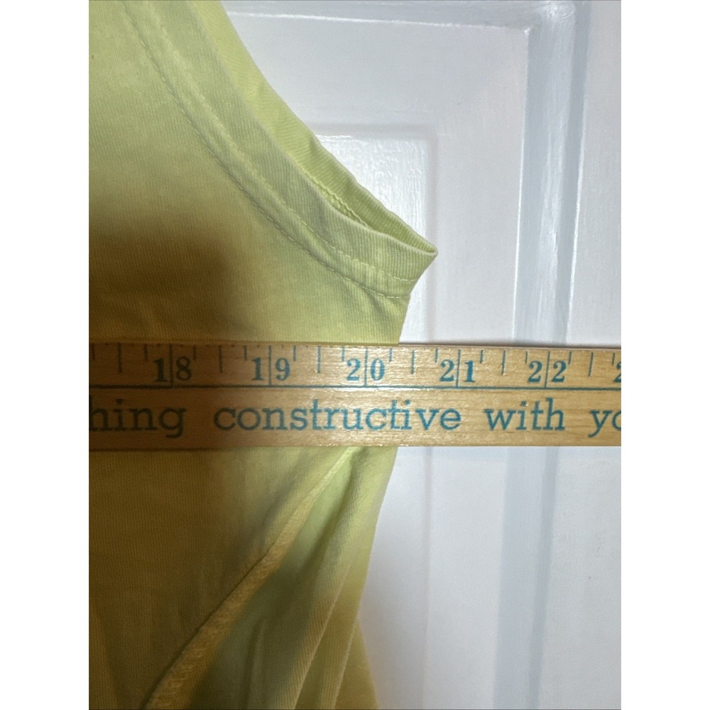 NWT Cross Eyed Moose Wild Racer Muscle Tank Mens Medium Luminary Yellow - Picture 3 of 5